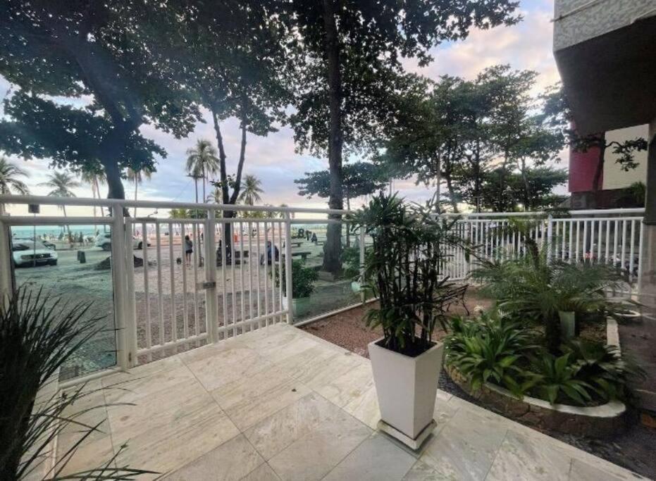 Em Frente A Praia Rio de Janeiro Esterno foto